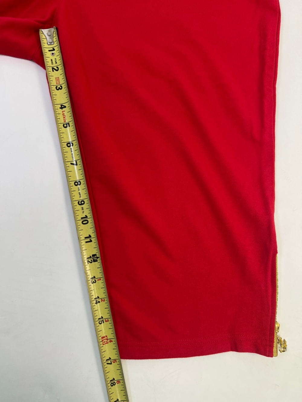 Quacker Factory Red Elastic Waist Capris with Gold Anchor Sparkly Accents - 1X - Picture 9 of 16